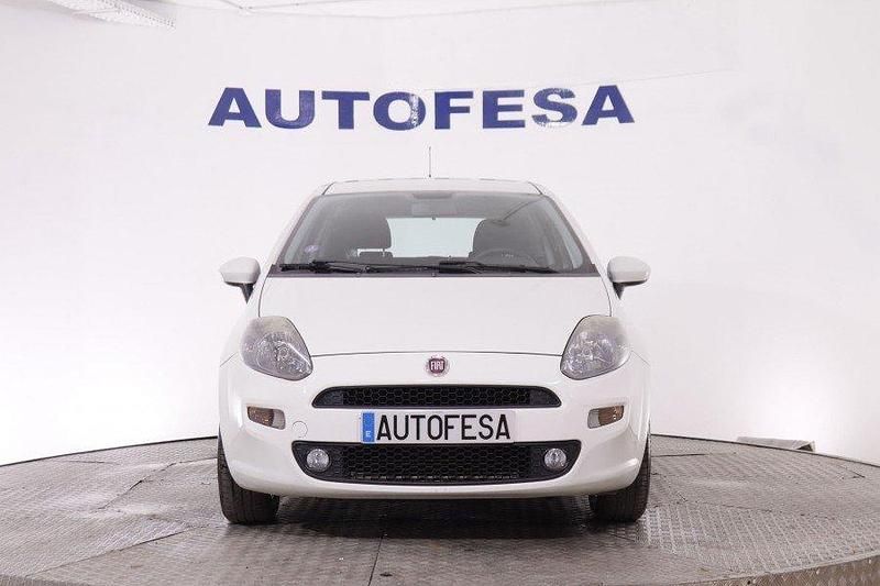 Usado Fiat Punto 105 CV (77 kW) 2014 Blanco Utilitario