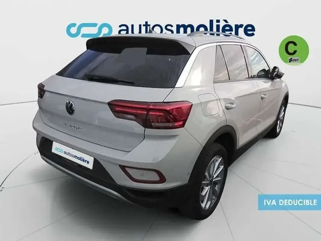 Usado VW T-Roc Life 110 CV (80 kW) 2023 Gris SUV