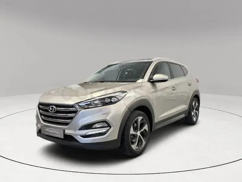 Usado Hyundai Tucson Style 176 CV (129 kW) 2016 Beige SUV