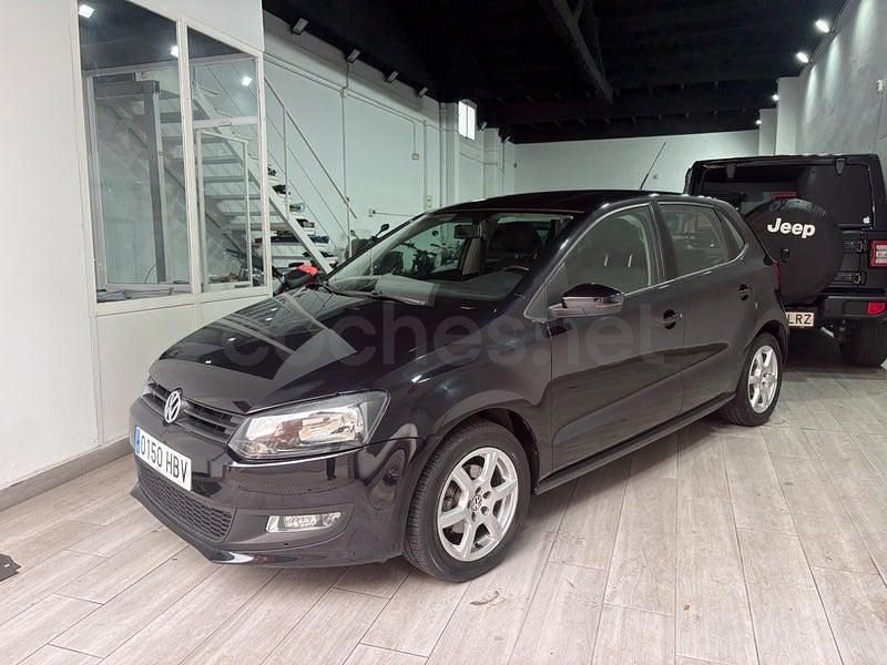 Usado VW Polo Advance 70 CV (51 kW) 2011 Negro Utilitario