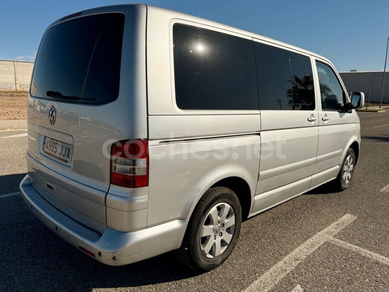 Usado VW Multivan Comfortline 174 CV (127 kW) 2004 Gris / plata Van
