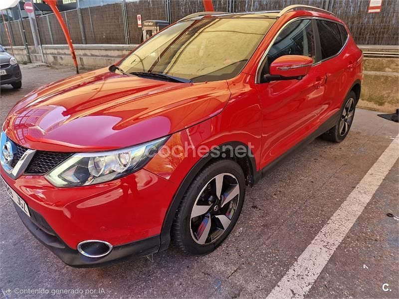 Usado Nissan Qashqai 360º 115 CV (84 kW) 2015 Rojo SUV