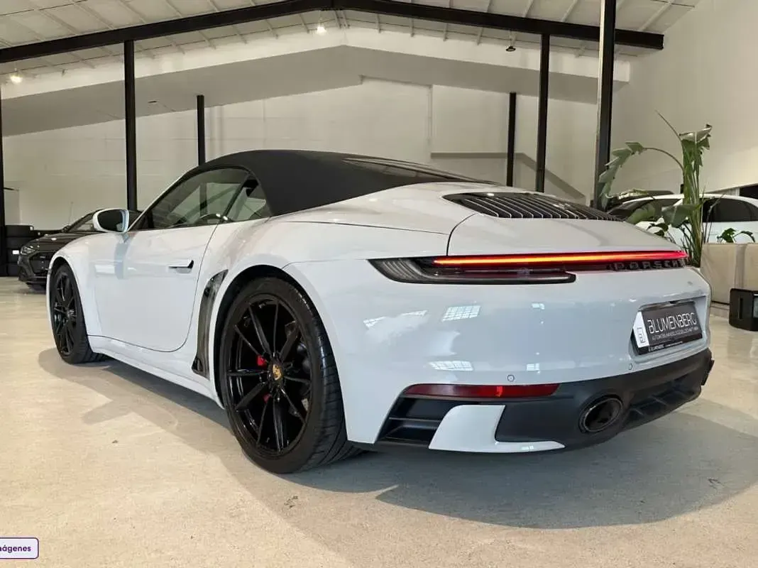Usado Porsche 911 Carrera 4S Cabriolet 450 CV (330 kW) 2020 Gris Descapotable