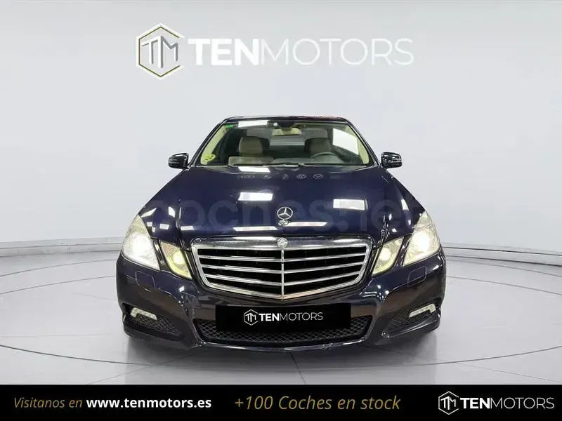 Usado Mercedes E250 Avantgarde 204 CV (150 kW) 2009 Azul Berlina