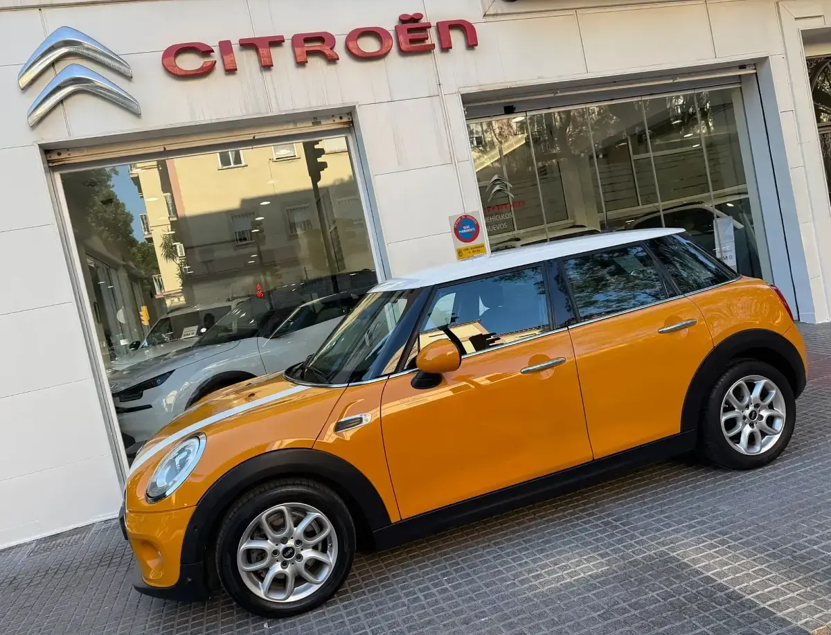 Usado Mini One D 95 CV (69 kW) 2018 Naranja Utilitario