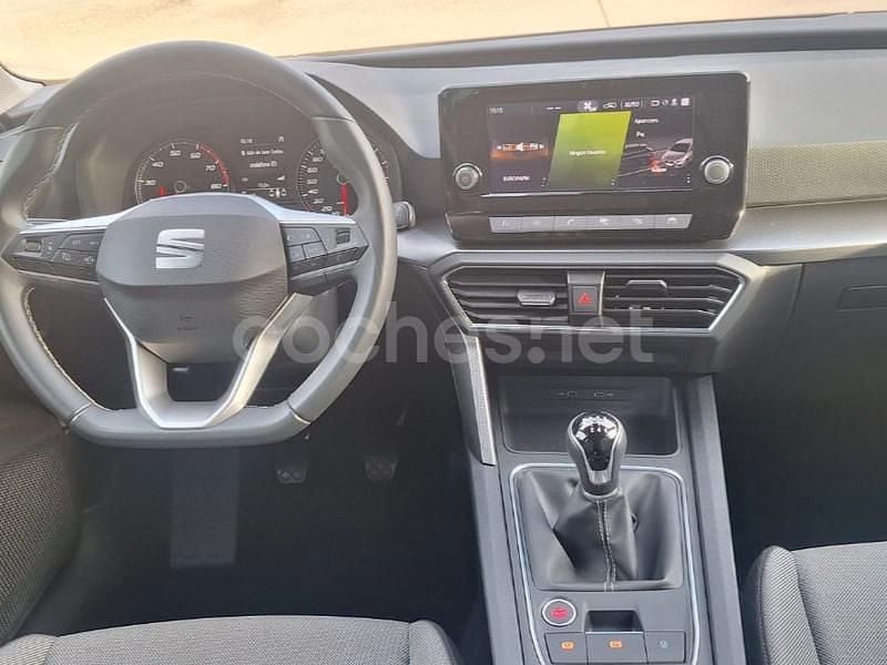 Usado Seat Leon Style 115 CV (84 kW) 2024 Negro Berlina