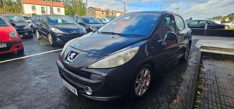 Negro Usado 2007 Peugeot 207 Premium Utilitario | 3600 € (Precio justo) - Imagen 1/4