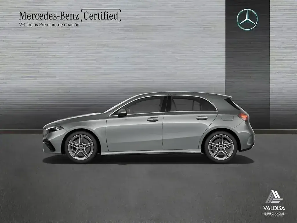 Usado Mercedes A250 218 CV (160 kW) 2025 Gris Berlina