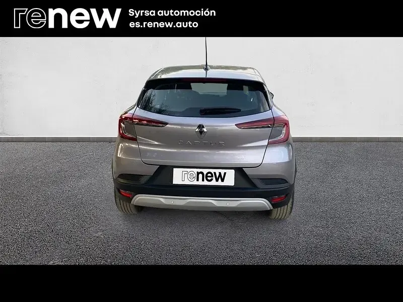 Usado Renault Captur Evolution 100 CV (73 kW) 2024 Gris SUV