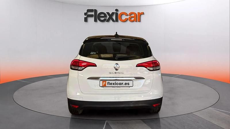 Usado Renault Scénic IV Edition One 131 CV (96 kW) 2017 Blanco Monovolumen