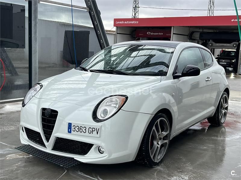 Blanco Usado 2009 Alfa Romeo MiTo Distinctive Utilitario | 6990 € - Imagen 1/4
