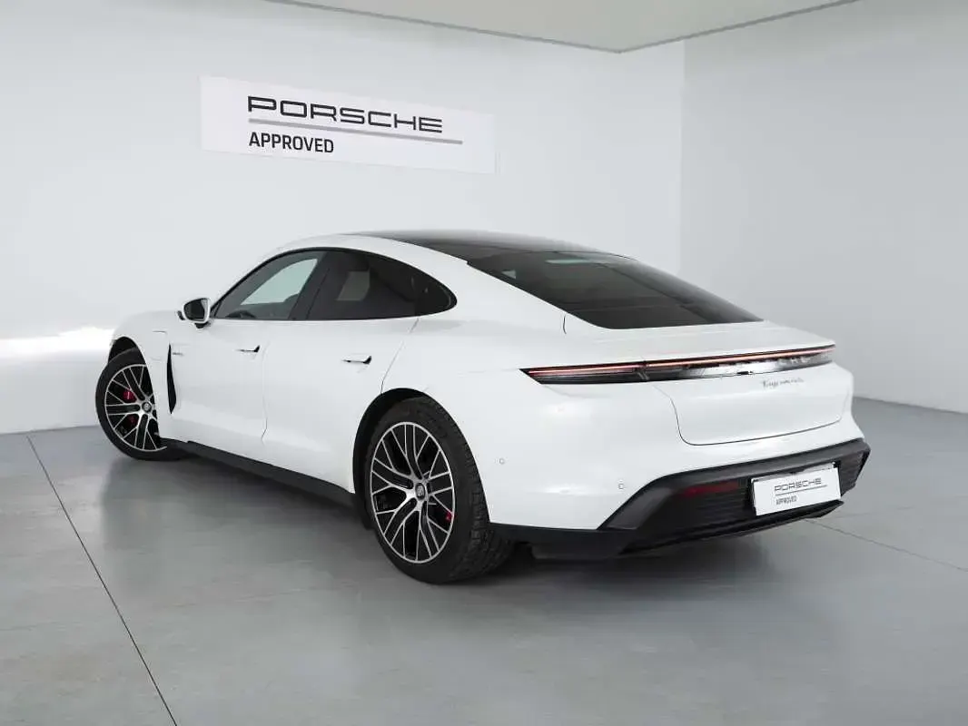 Usado Porsche Taycan 4S 389 kW (530 CV) 2020 Blanco Berlina