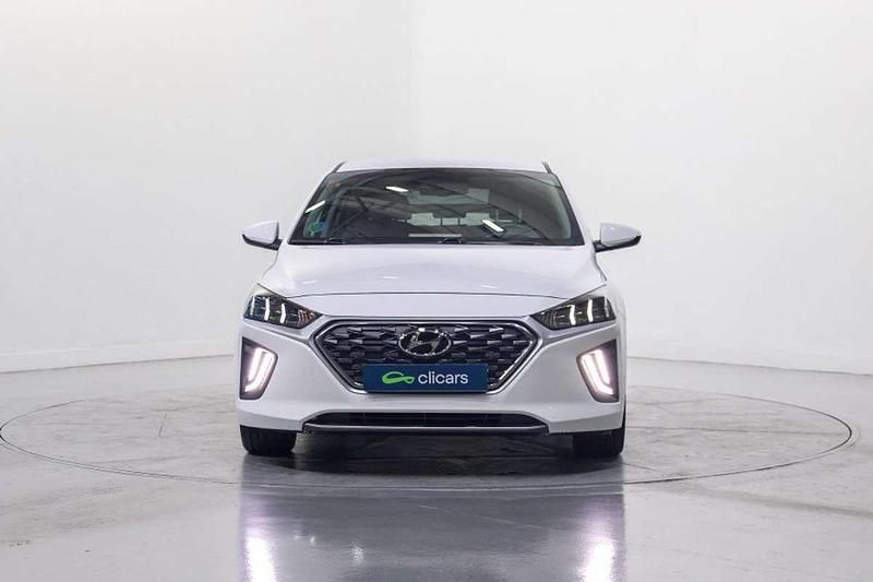 Usado Hyundai Ioniq 105 CV (77 kW) 2021 Blanco Utilitario