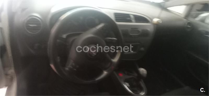 Usado Seat Leon FR 170 CV (125 kW) 2008 Blanco Berlina