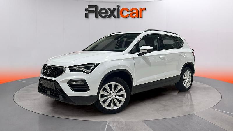 Usado Seat Ateca Style 150 CV (110 kW) 2023 Blanco SUV