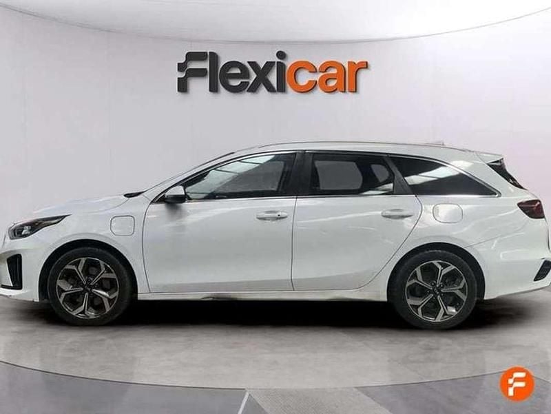 Usado Kia Ceed 141 CV (103 kW) 2021 Blanco Utilitario