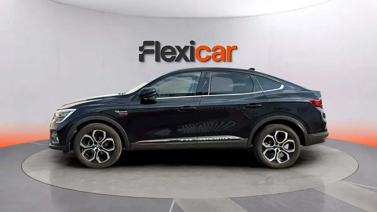 Usado Renault Arkana Evolution 145 CV (106 kW) 2023 Negro SUV