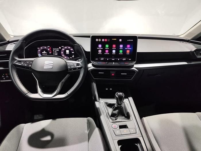 Usado Seat Leon Style 116 CV (85 kW) 2025 Gris