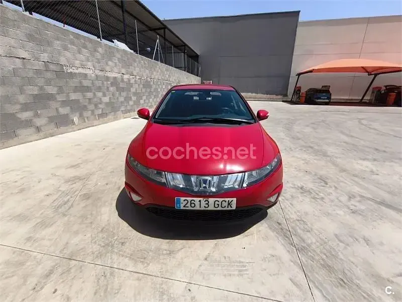 Usado Honda Civic Executive 140 CV (102 kW) 2008 Rojo Berlina