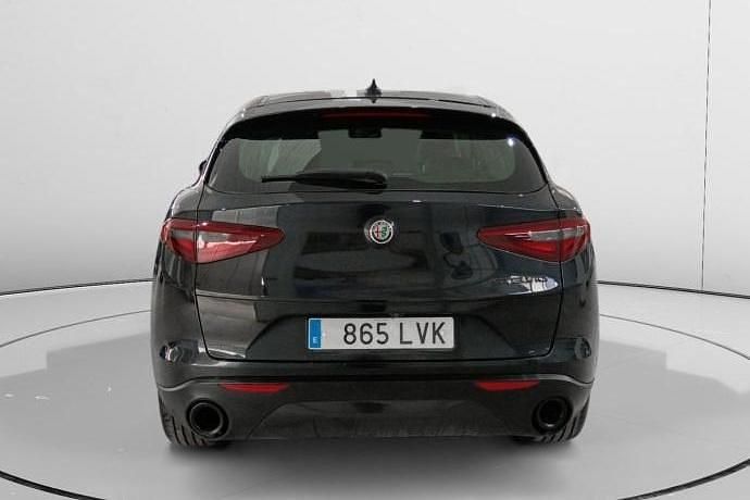 Usado Alfa Romeo Stelvio Sprint 190 CV (139 kW) 2021 SUV