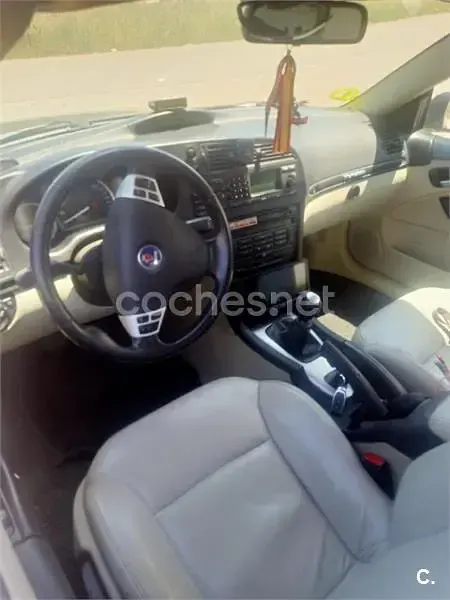 Usado Saab 9-3 Vector 150 CV (110 kW) 2007 Azul Descapotable