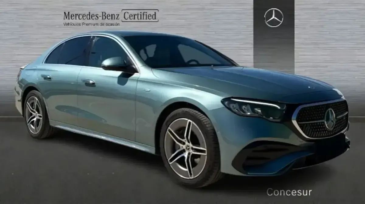 Usado Mercedes E300 312 CV (229 kW) 2025 Verde Berlina