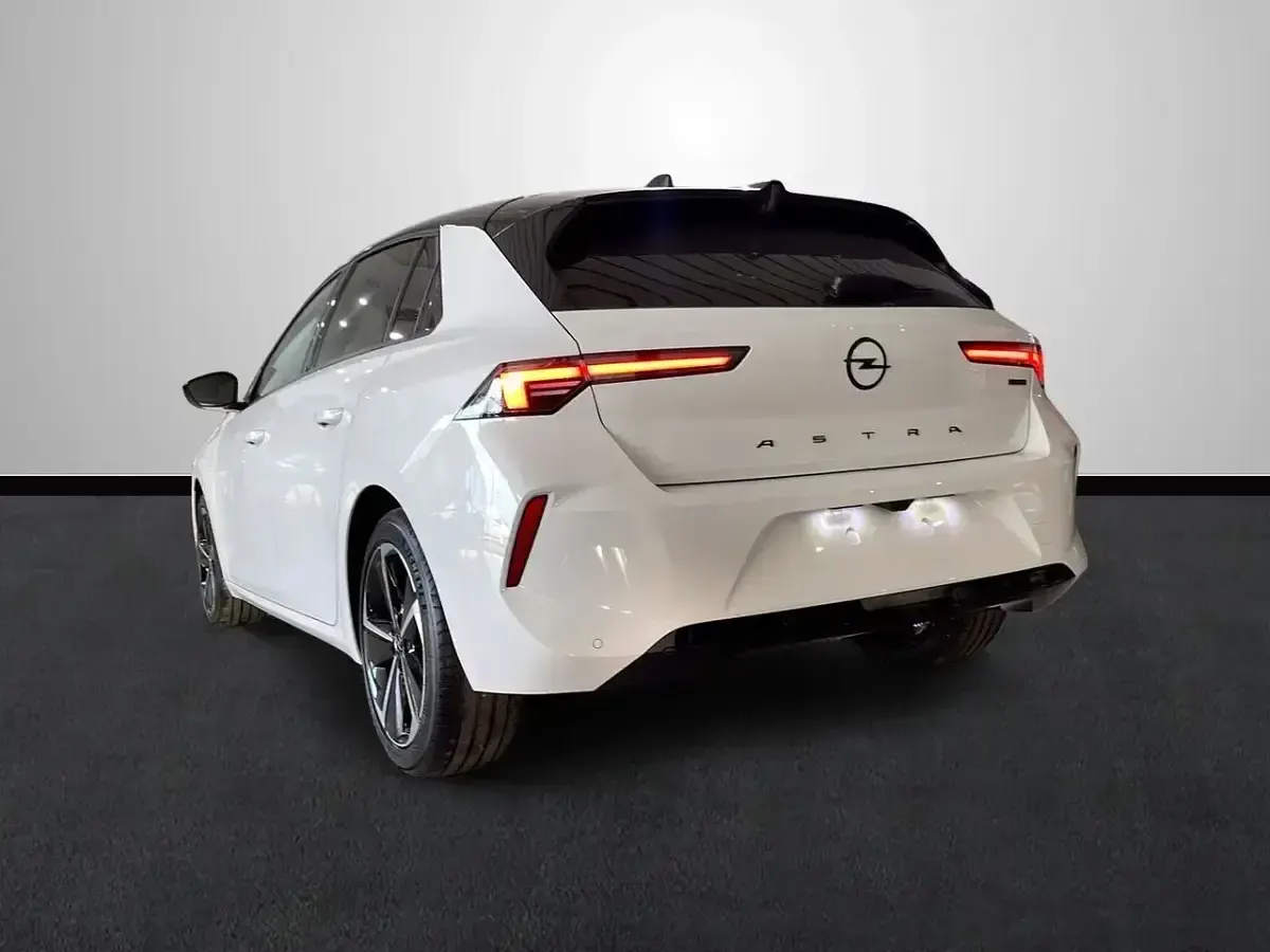 Nuevo Opel Astra 145 CV (106 kW) 2025 Blanco