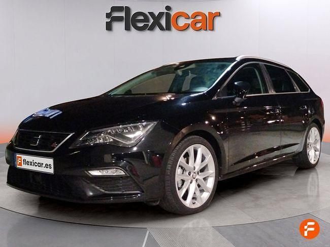 Usado Seat Leon XCELLENCE 150 CV (110 kW) 2018 Negro Berlina