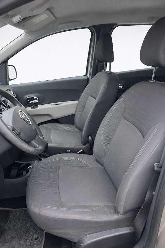 Usado Dacia Lodgy Lauréate 90 CV (66 kW) 2012 Beige Monovolumen