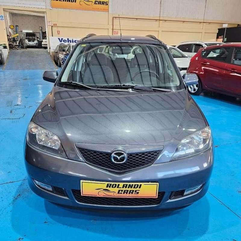 Usado Mazda 2 Inclusive 101 CV (74 kW) 2005 Gris Utilitario
