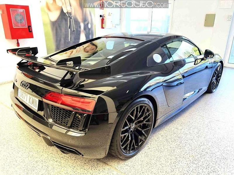 Usado Audi R8 Coupé Sport 610 CV (448 kW) 2018 Negro Coupe
