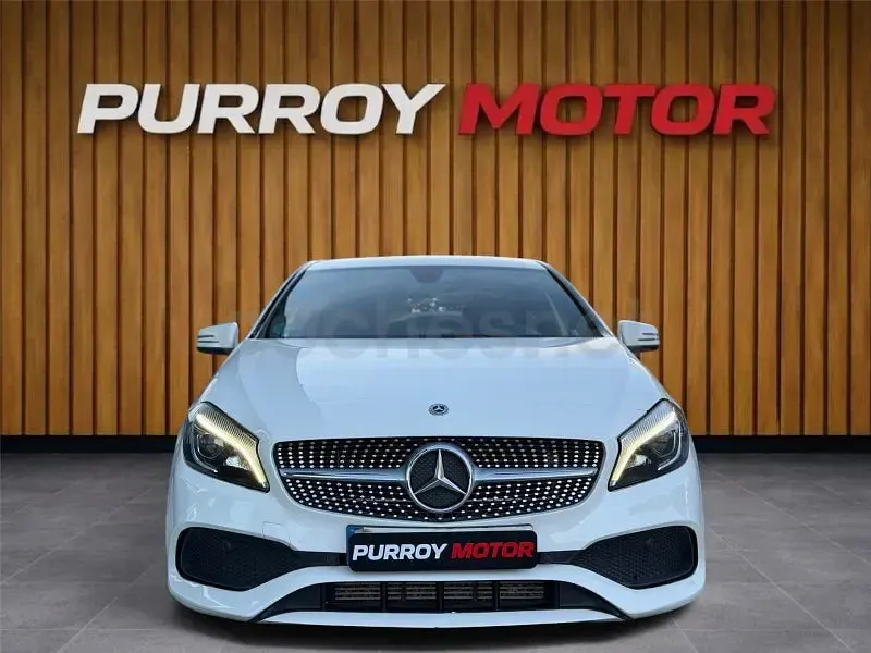 Usado Mercedes A200 136 CV (100 kW) 2017 Blanco Berlina