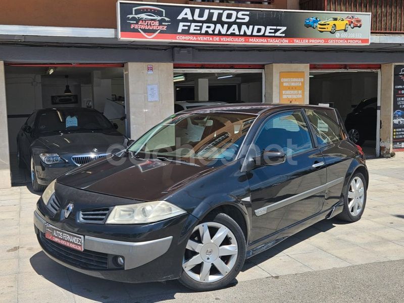 Negro Usado 2007 Renault Mégane II Privilege Berlina | 3500 € - Imagen 1/4