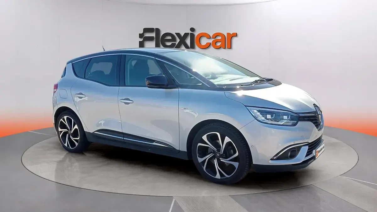 Usado Renault Scénic LIMITED 150 CV (110 kW) 2020 Monovolumen