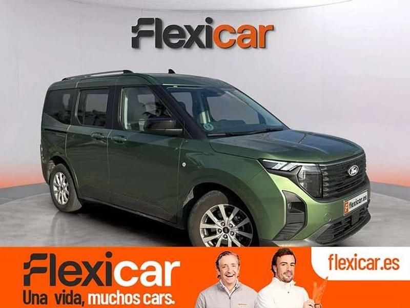 Usado Ford Tourneo Titanium 125 CV (91 kW) 2024 Verde Van