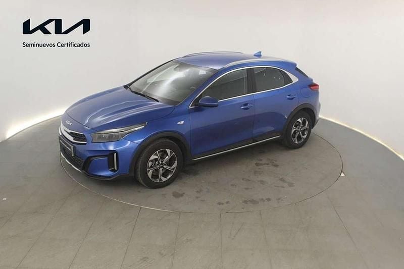 Usado Kia XCeed 101 CV (74 kW) 2025 Azul SUV