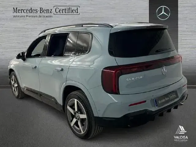 Usado Mercedes GLB250 200 kW (272 CV) 2026 Aqua mint estándar SUV