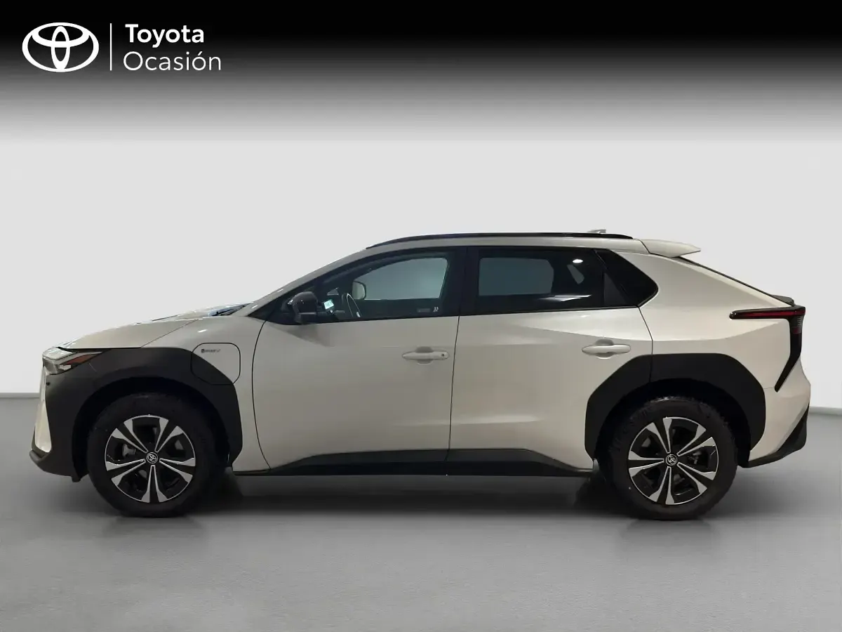 Używany Toyota bZ4X Advance 150 kW (204 KM) 2025 Biały SUV