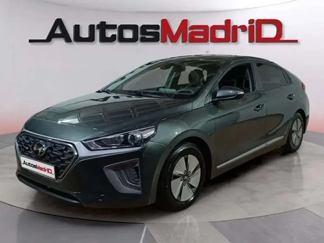 Usado Hyundai Ioniq 141 CV (103 kW) 2022 Gris Utilitario