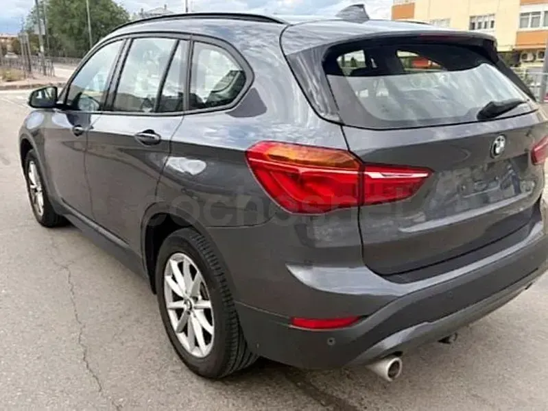 Usado BMW X1 150 CV (110 kW) 2020 Gris / plata SUV