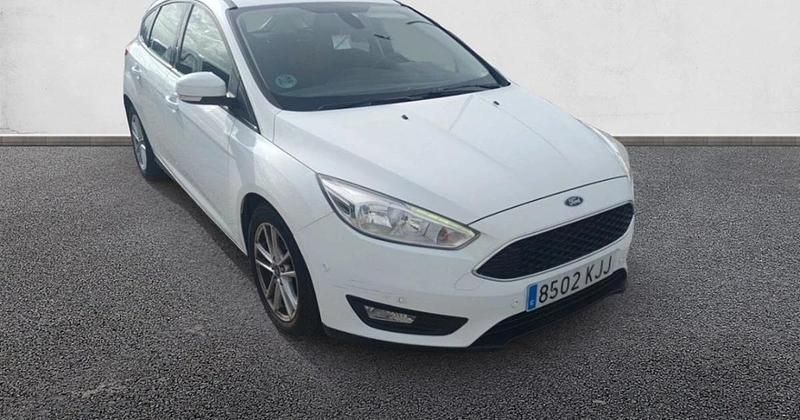 Usado Ford Focus Trend+ 120 CV (88 kW) 2018