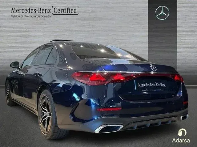 Usado Mercedes E220 197 CV (144 kW) 2025 Azul náutico