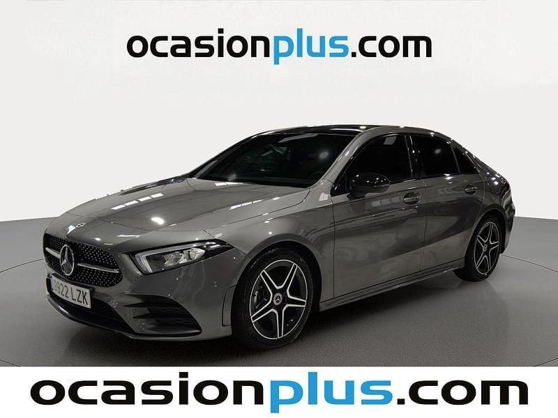 Usado Mercedes A180 136 CV (100 kW) 2022 Gris Berlina