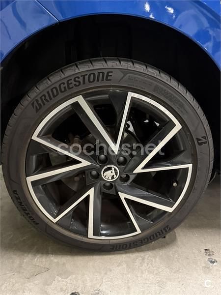 Usado Skoda Kamiq Monte Carlo 110 CV (80 kW) 2022 Azul SUV