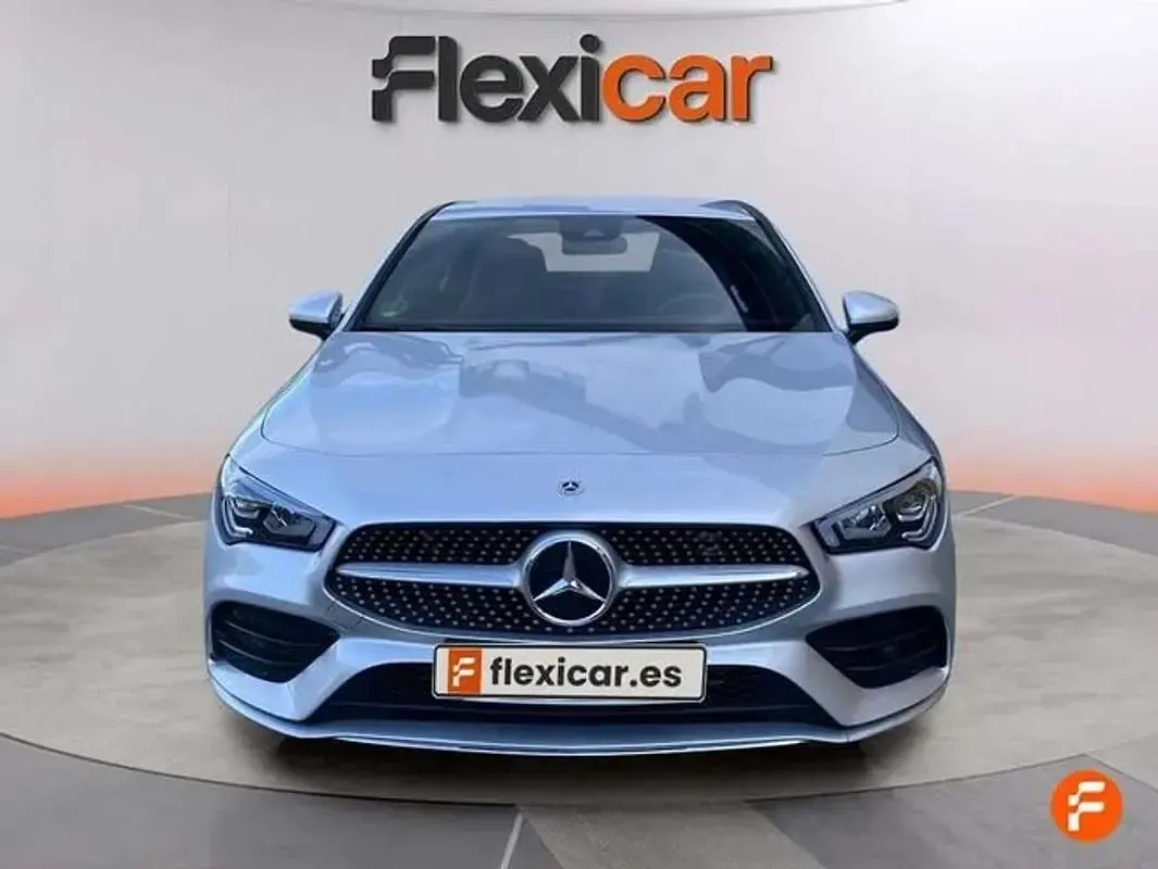 Usado Mercedes CLA200 150 CV (110 kW) 2024 Gris Coupe