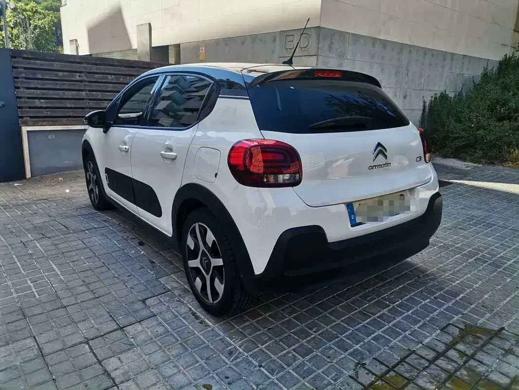 Usado Citroën C3 PureTech 82 CV (60 kW) 2018 Blanco Utilitario
