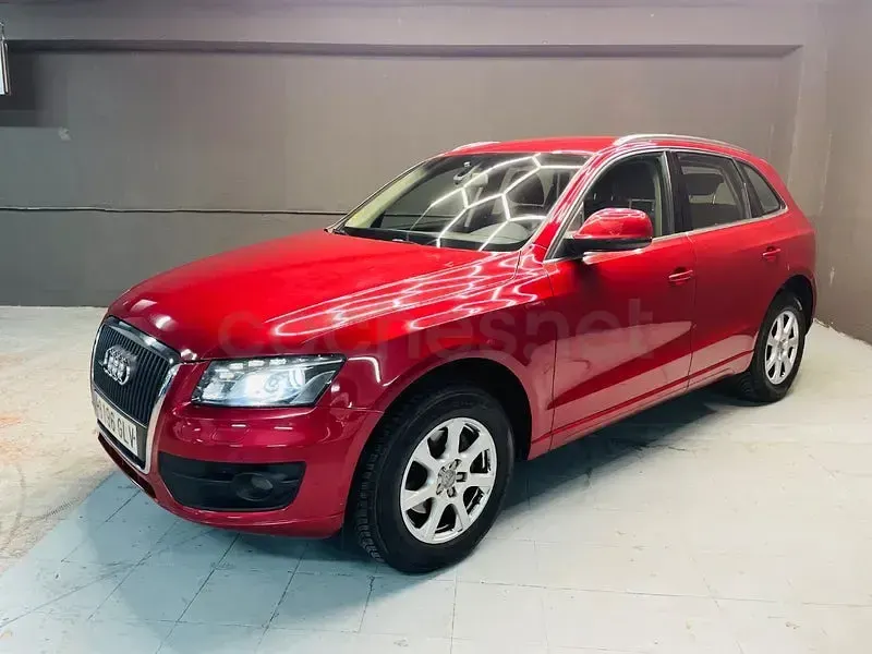 Usado Audi Q5 170 CV (125 kW) 2009 Granate SUV