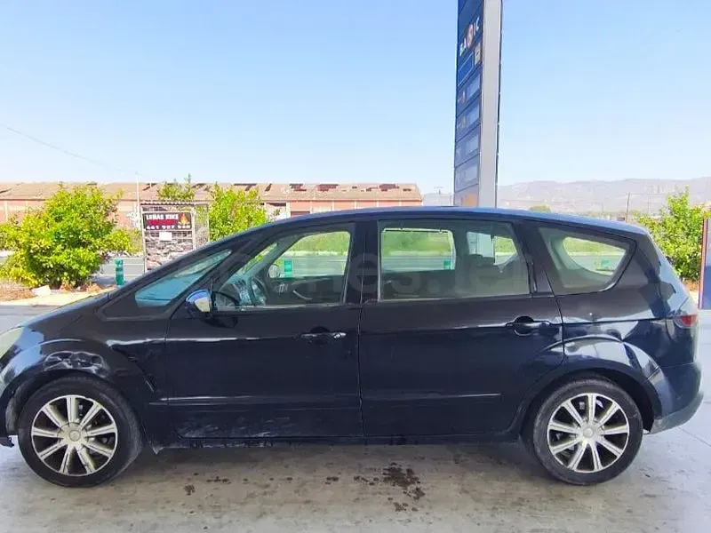 Usado Ford S-MAX Trend 140 CV (102 kW) 2007 Negro Monovolumen