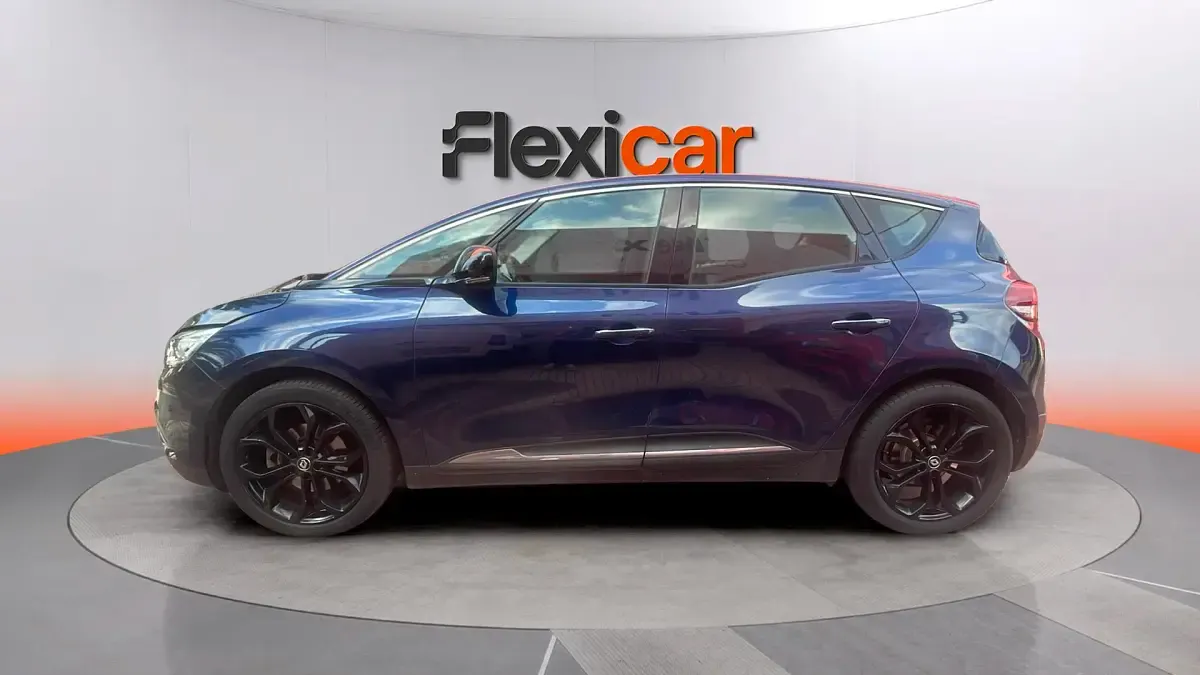 Usado Renault Scenic E-Tech Edition One 131 CV (96 kW) 2017 Azul Monovolumen