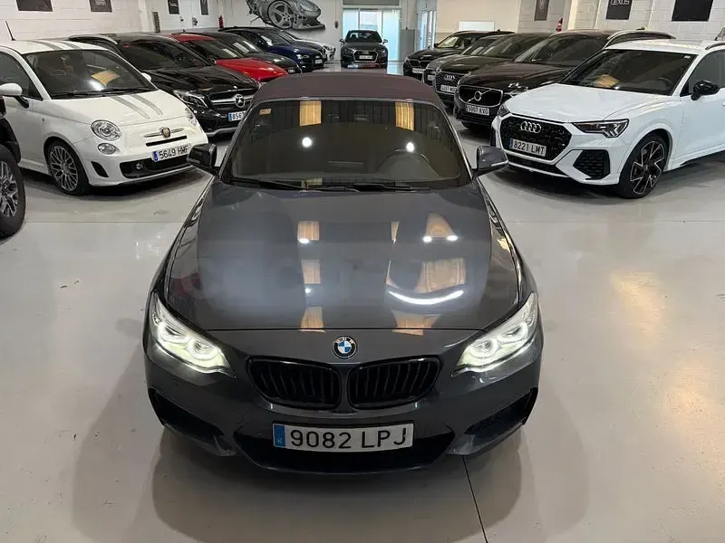 Usado BMW 218 136 CV (100 kW) 2021 Gris / plata Descapotable